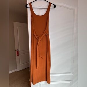 MAXI DRESS W/ TIE